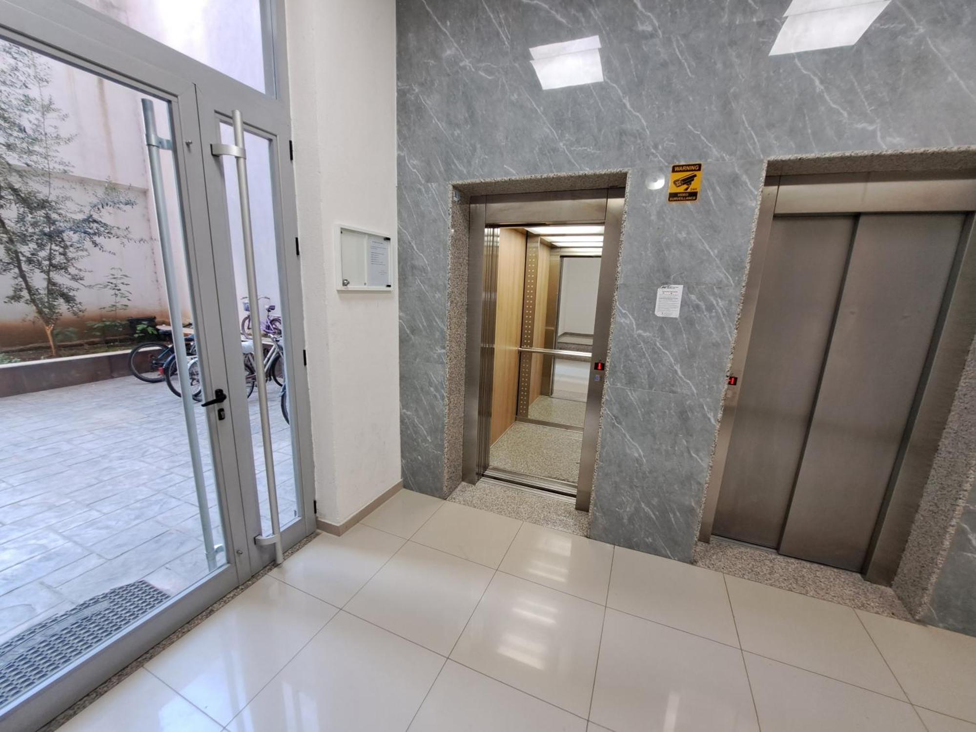 Pazari Luxury Central Apartment Tirana Bagian luar foto