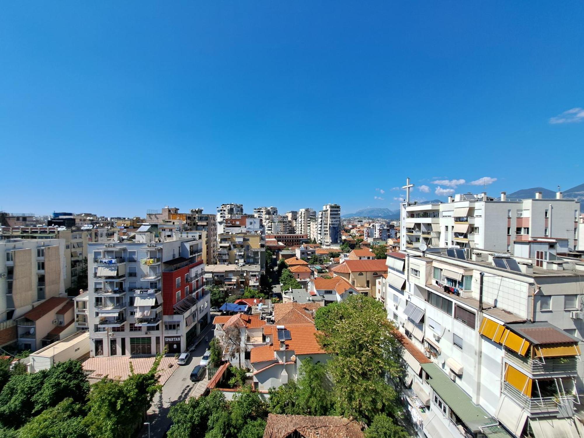 Pazari Luxury Central Apartment Tirana Bagian luar foto