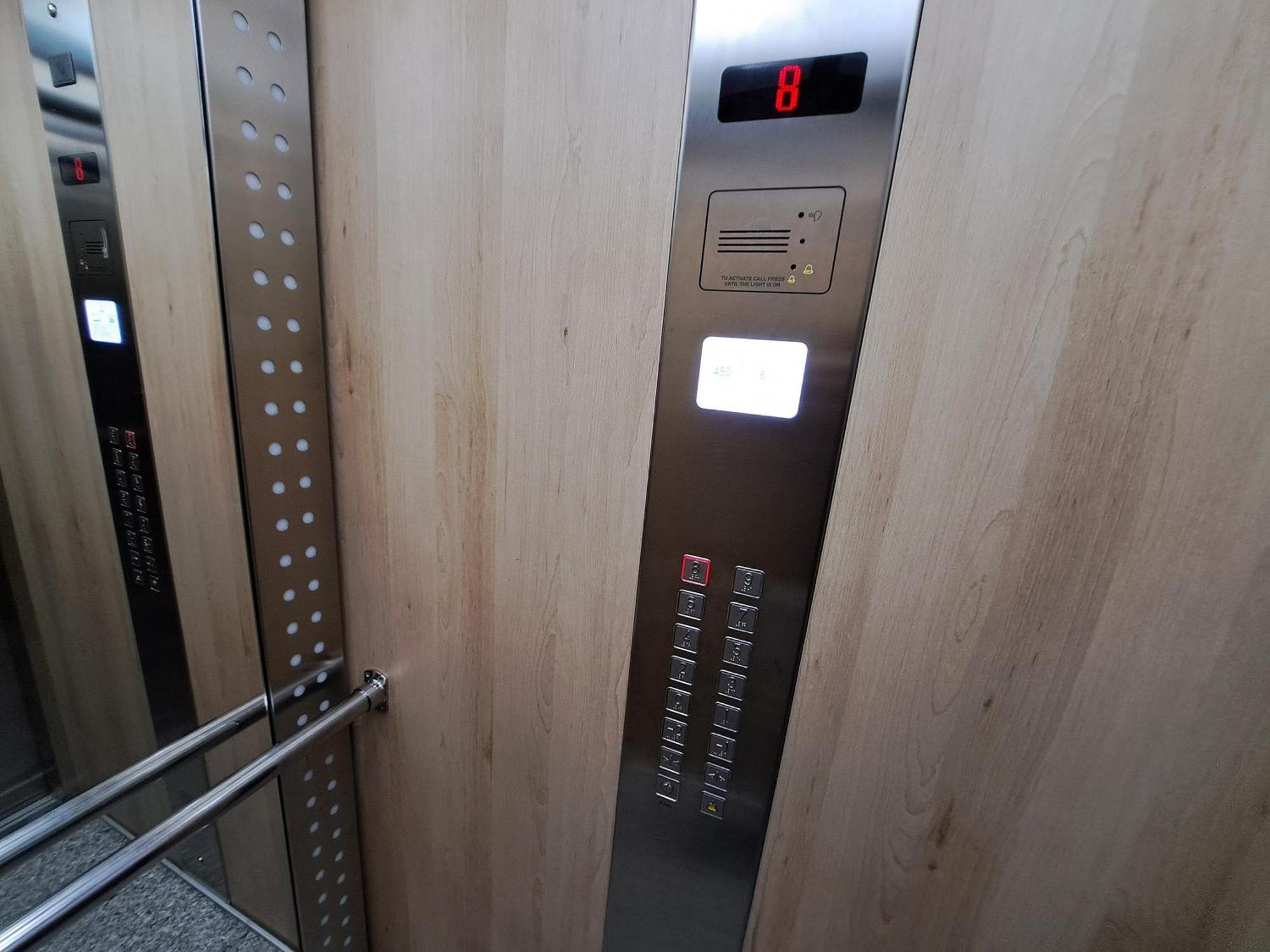 Pazari Luxury Central Apartment Tirana Bagian luar foto