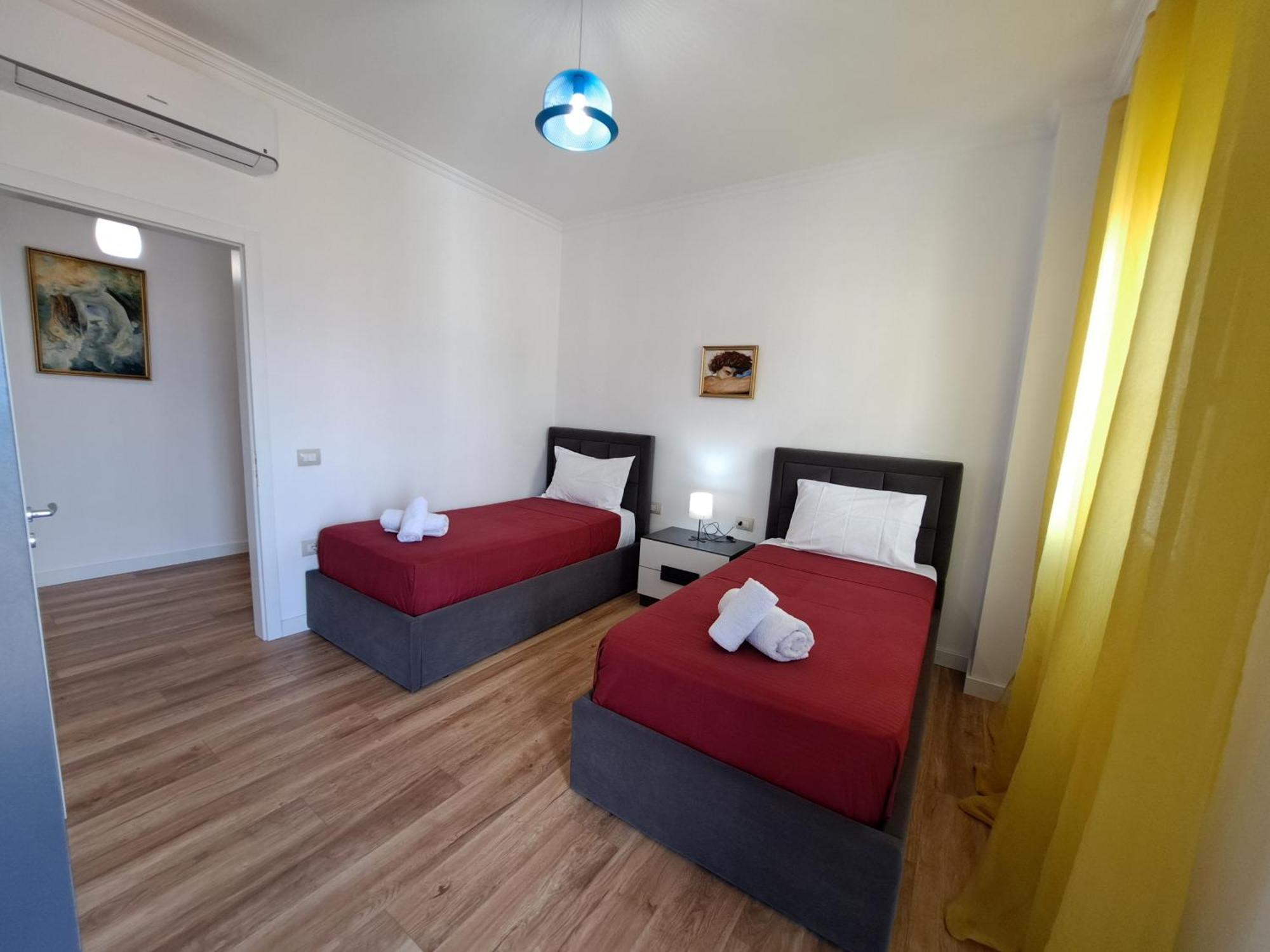 Pazari Luxury Central Apartment Tirana Bagian luar foto